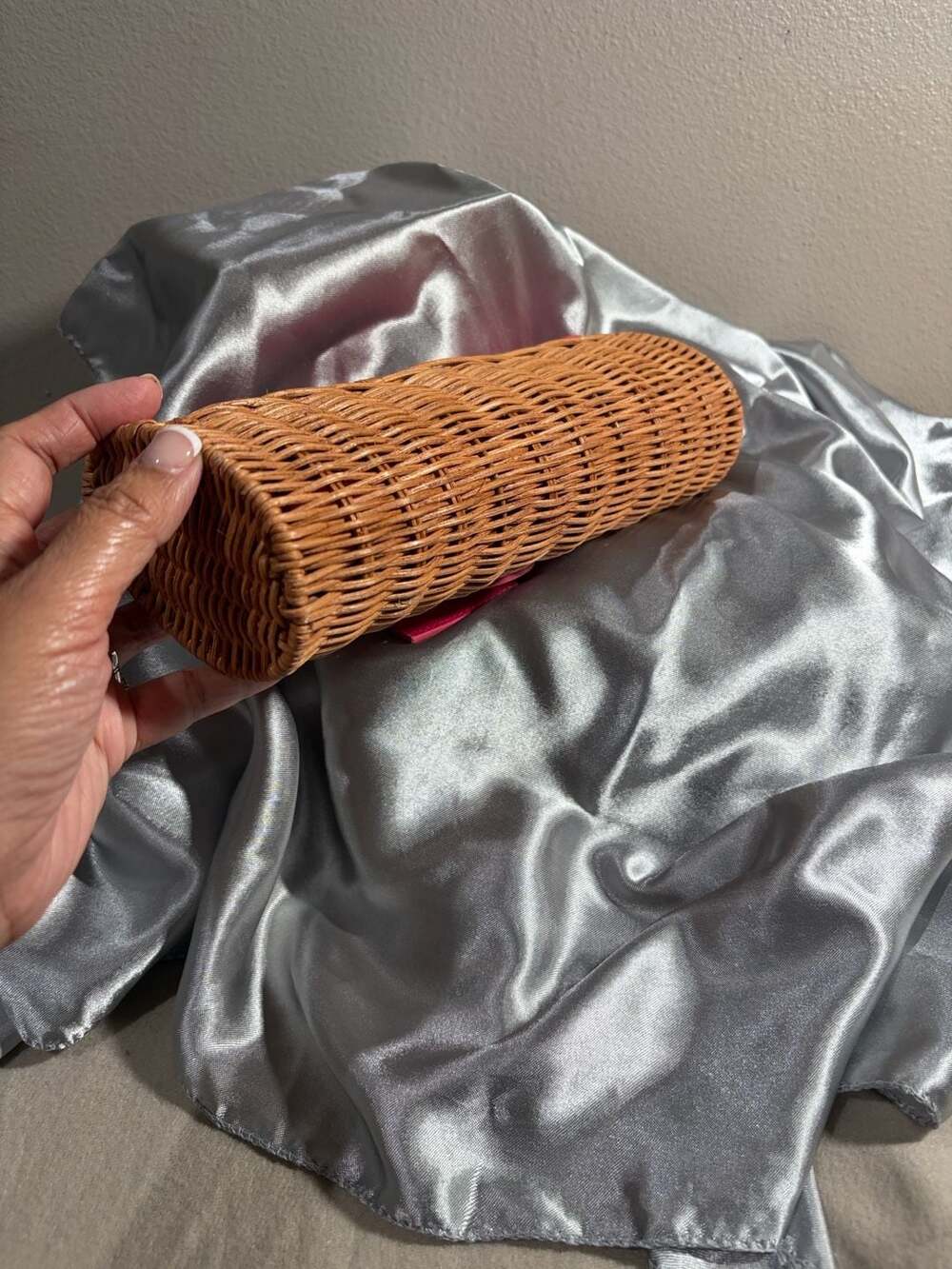 Mud Pie Rachel Pink Faux Leather and Rattan Woven Cylinder Clutch - Picture 4 of 5